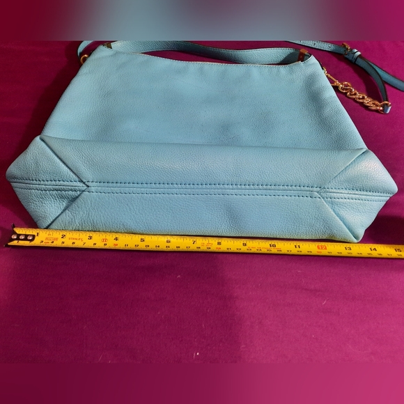 Michael Kors purse - Picture 6 of 9